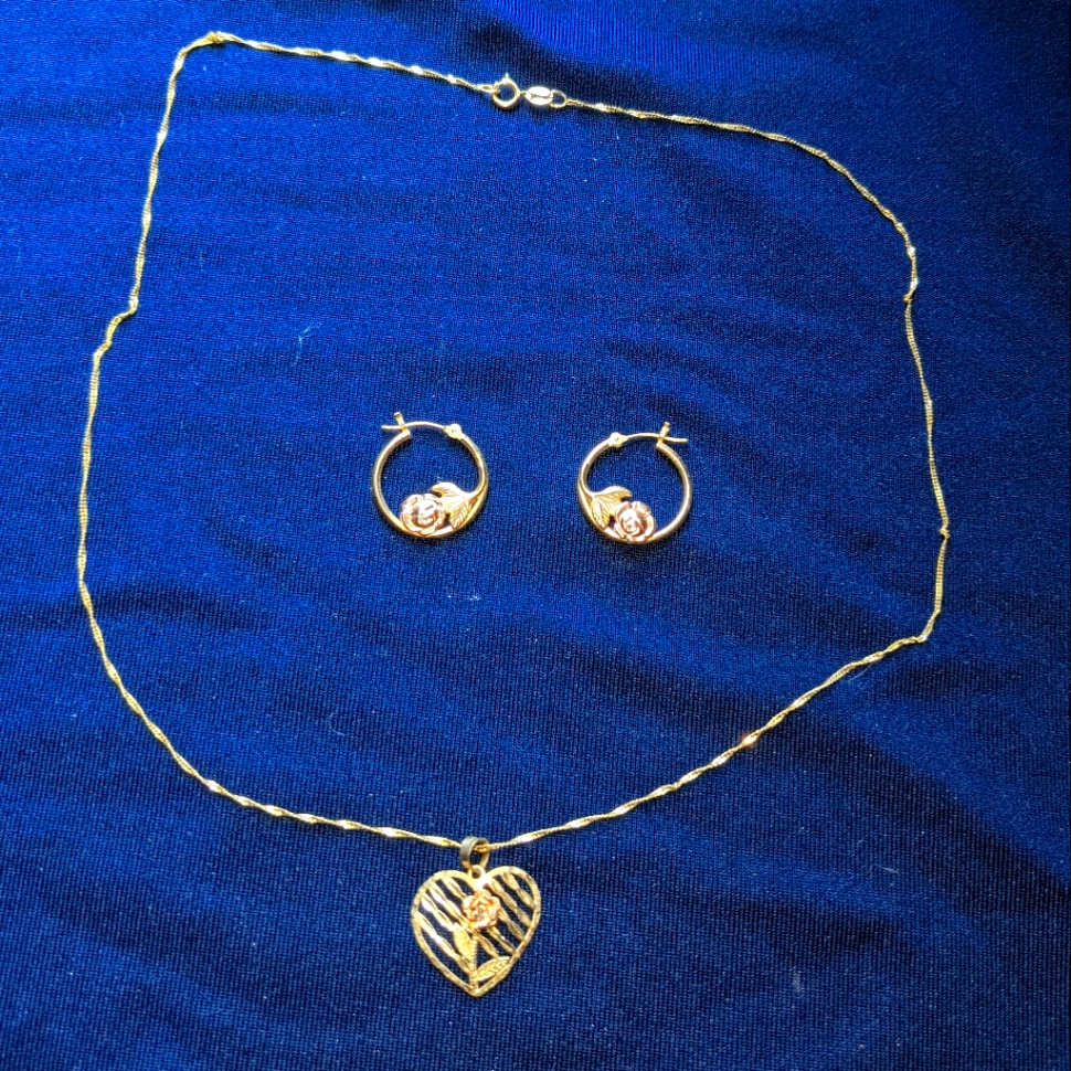 14 Kt Gold PinkYellow Gold Necklace  Earrings